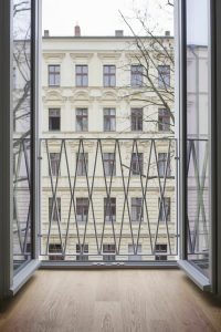 Französischer Balkon - Bauprojekt Berlin Lichtenberg Viktoriastadt